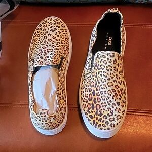 Brand new cheeta print slip ons